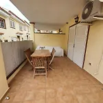Cute And Relaxing Over Cristianos Apartmán